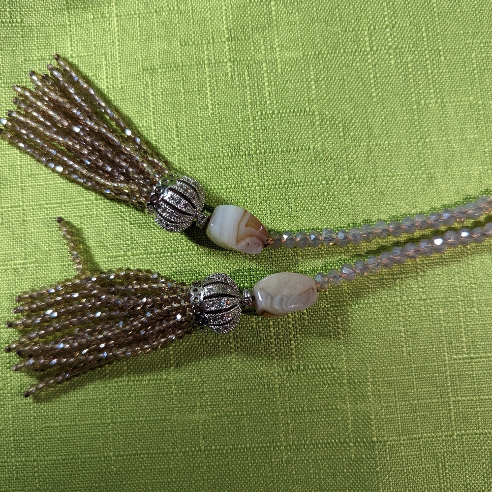 Helena Sai handmade gorgeous sotuar necklace with Swarovski elements - Picture 3 of 4